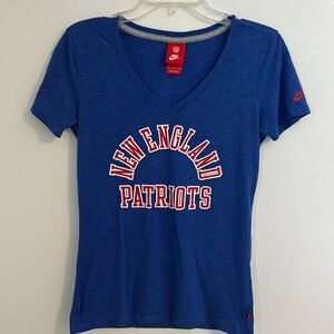 Women’s Nike NFL Retro New England Patriots Blue V-Neck T-Shirt(Top)Size Medium